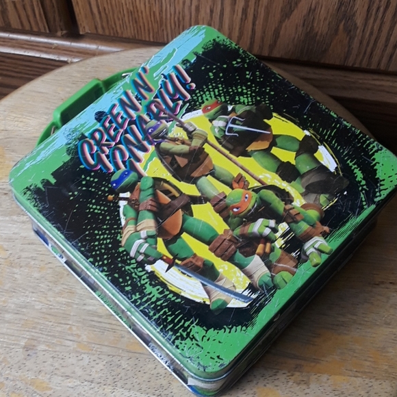 Teenage Mutant Ninja Turtles GreenTin Box 2015 - Picture 13 of 16